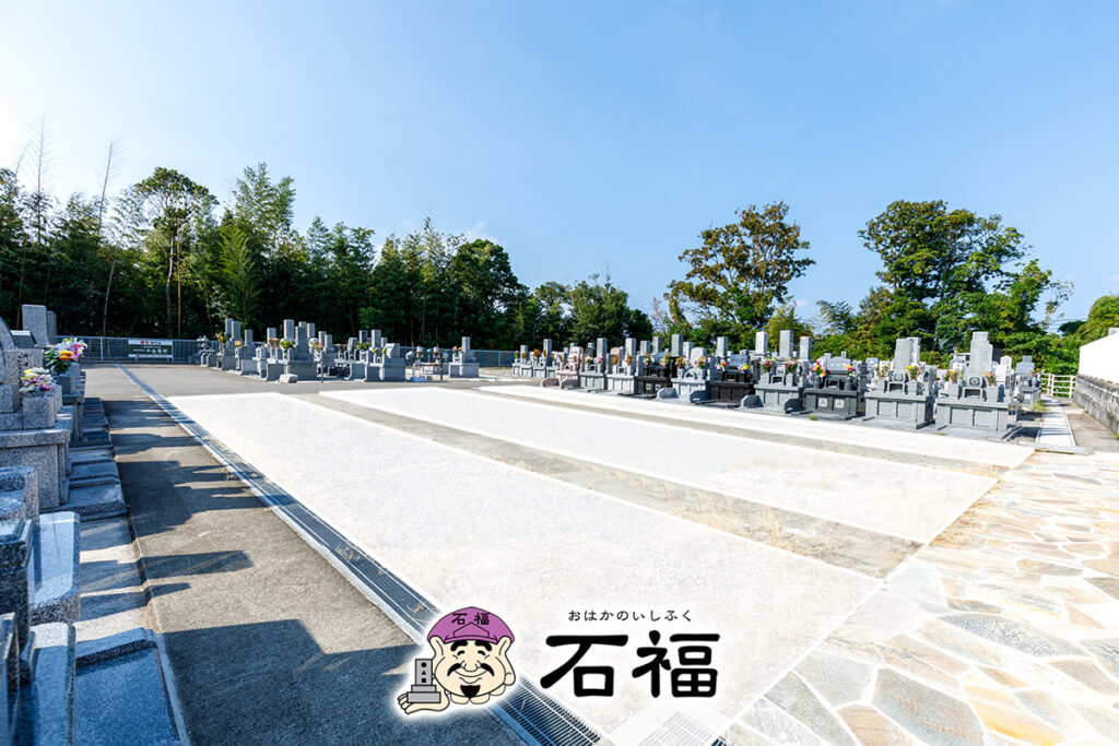 綾羅木地区　新郷台地墓苑